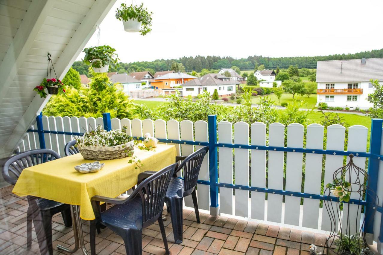 Das Blaue Haus Daufenbach Eksteriør billede